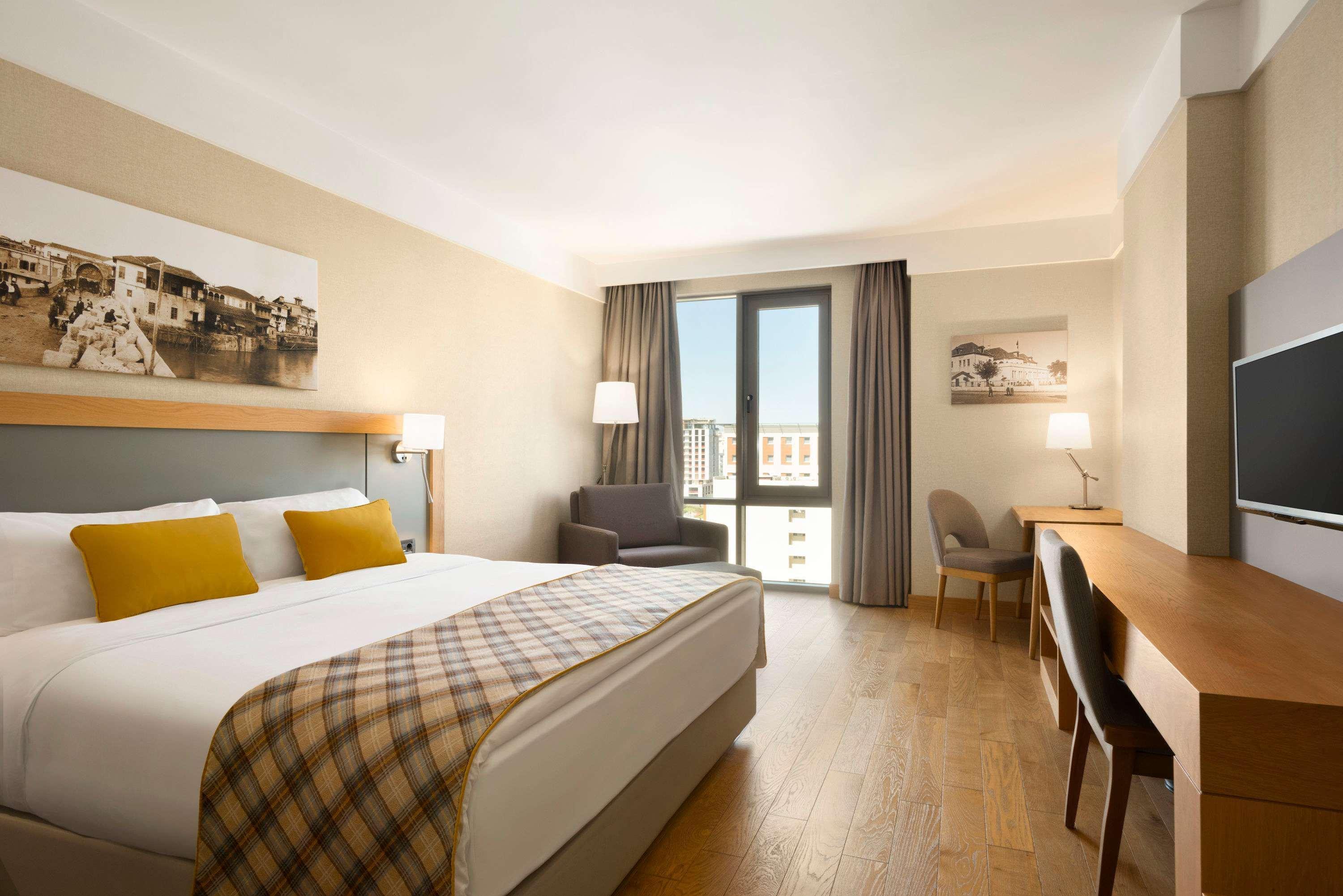 Ramada Hotel & Suites Адана Екстер'єр фото