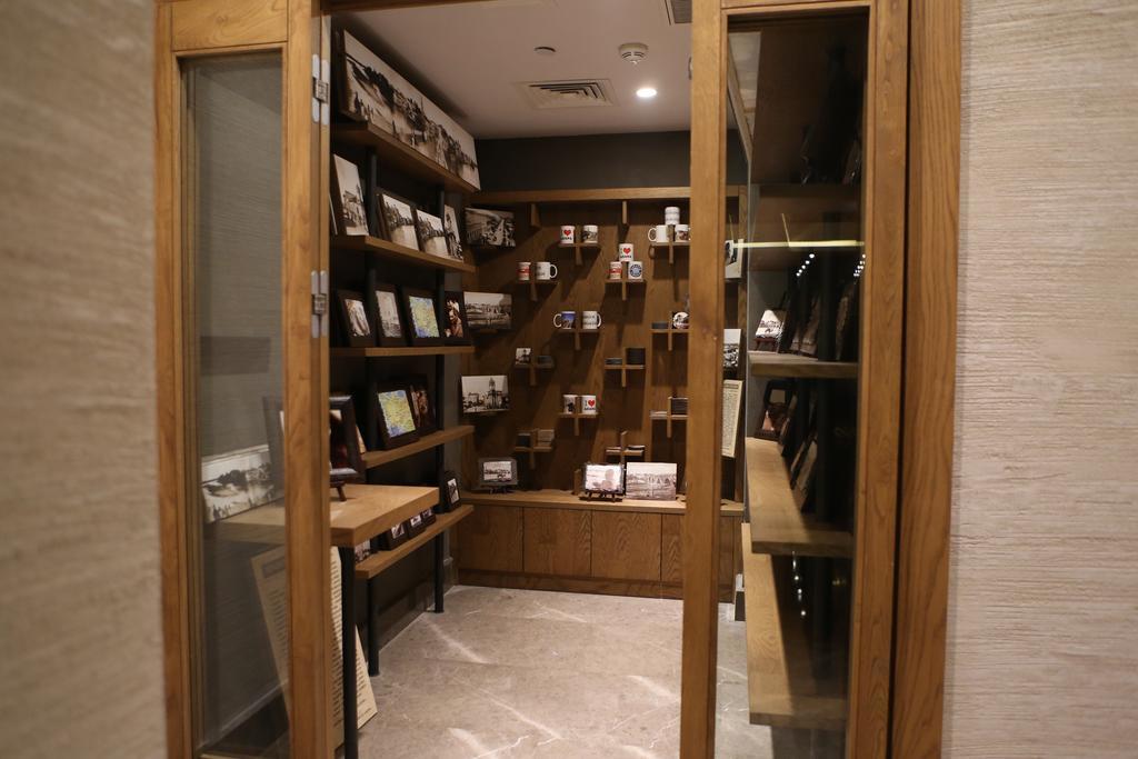 Ramada Hotel & Suites Адана Екстер'єр фото