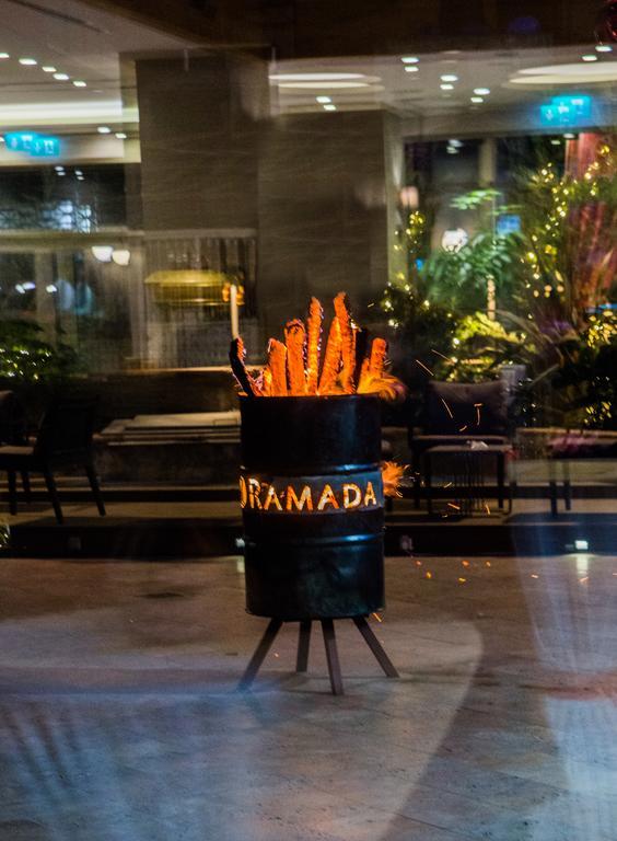 Ramada Hotel & Suites Адана Екстер'єр фото