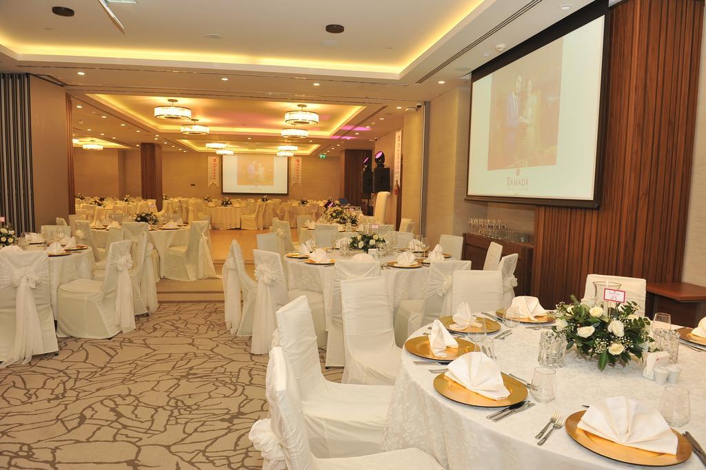 Ramada Hotel & Suites Адана Екстер'єр фото